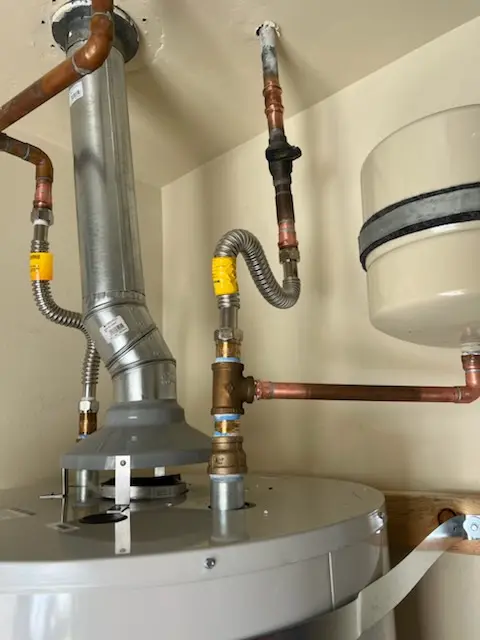 Water heater installation and plumbing repair in Harriman